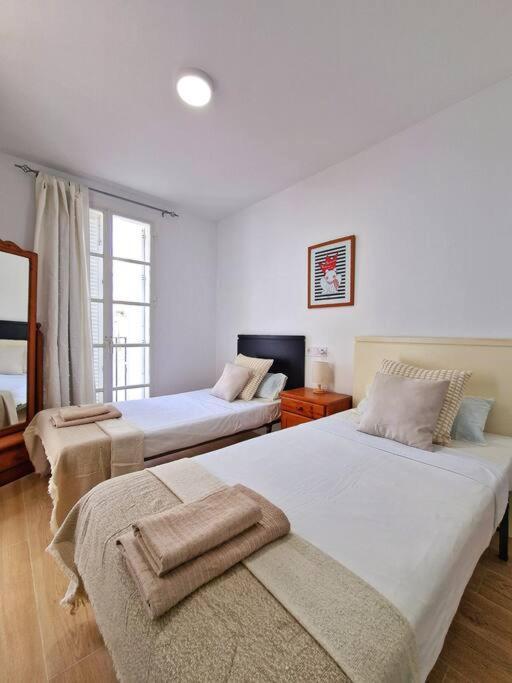 Encantador Duplex Para 6 A 1 Minuto De La Playa เบนัลมาเดนา ภายนอก รูปภาพ