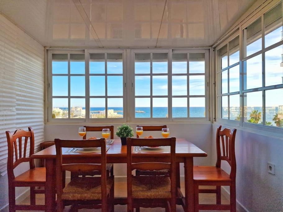 Encantador Duplex Para 6 A 1 Minuto De La Playa เบนัลมาเดนา ภายนอก รูปภาพ